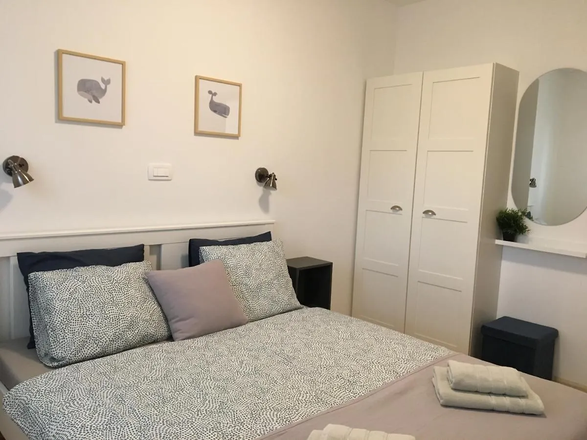 Apartment Ivetka Banjol Croatia